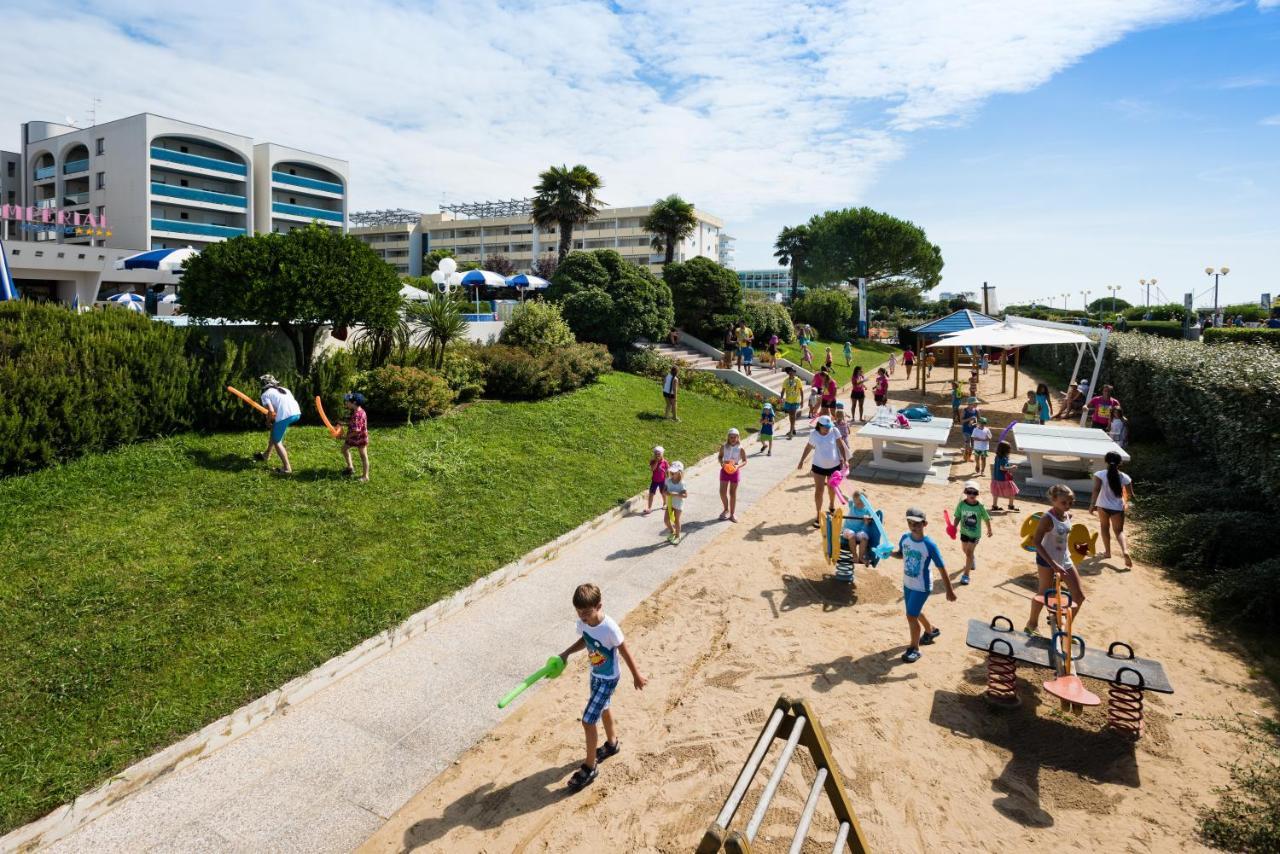 Aparthotel Imperial Bibione Bagian luar foto