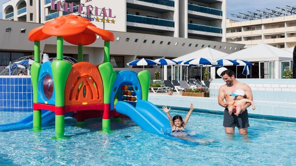 Aparthotel Imperial Bibione Bagian luar foto