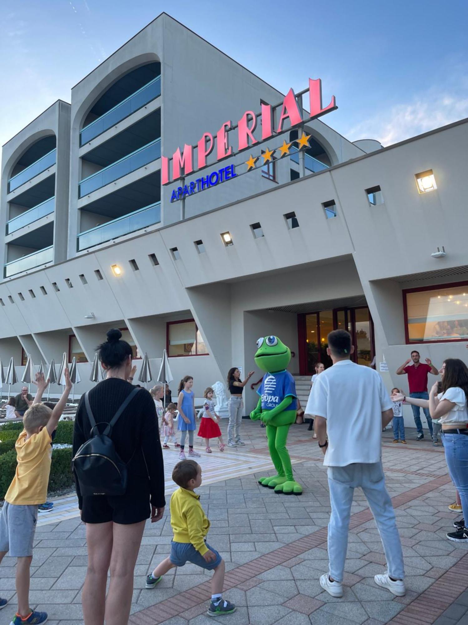 Aparthotel Imperial Bibione Bagian luar foto